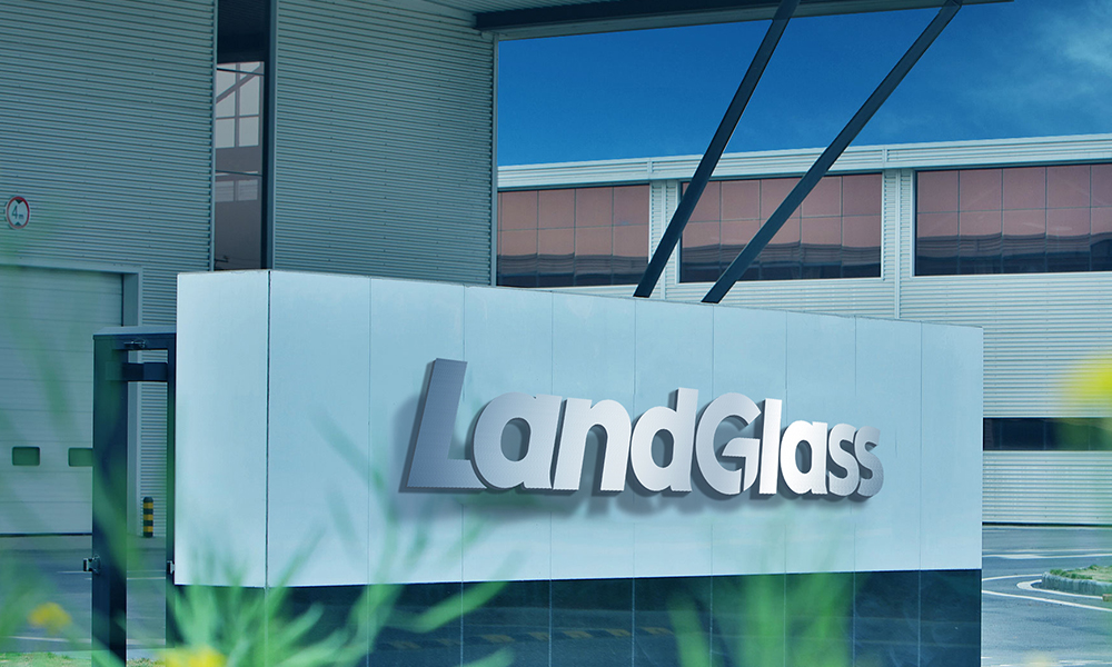 兰迪真空玻璃生产基地